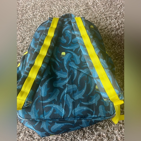 Crate and Barrel kids backpack and lunch box - Picture 2 of 6